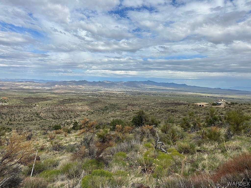 11.1 Acres of Land for Sale in Kingman, Arizona