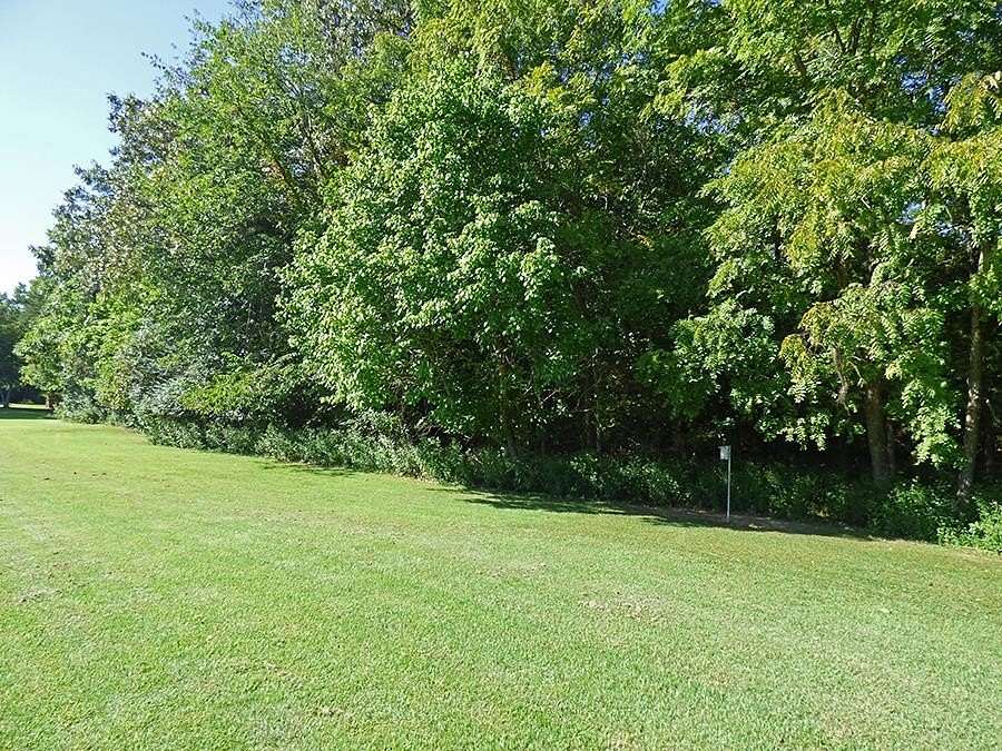 0.89 Acres of Residential Land for Sale in Cherokee Village, Arkansas