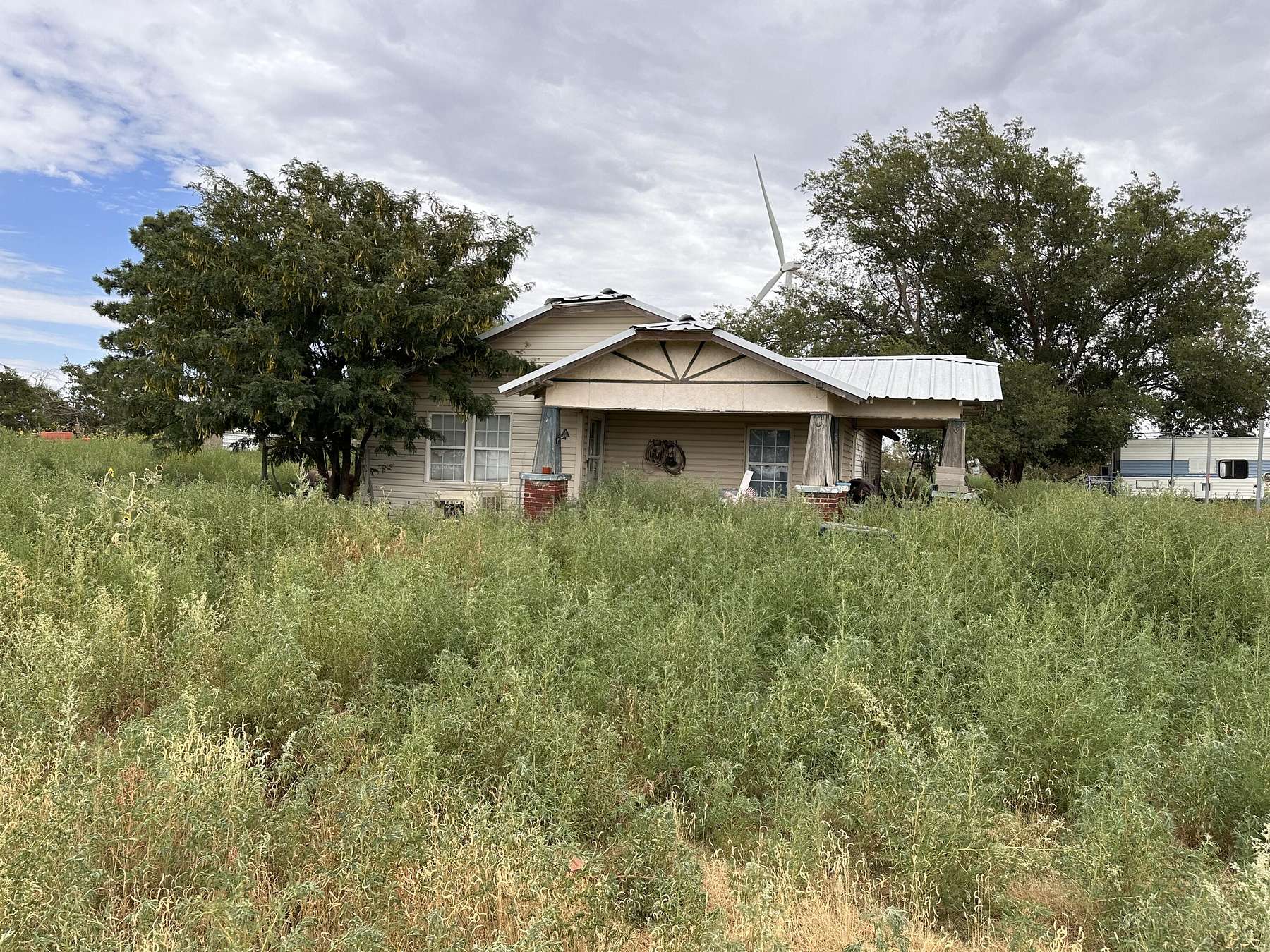 14.1 Acres of Land with Home for Sale in Hereford, Texas
