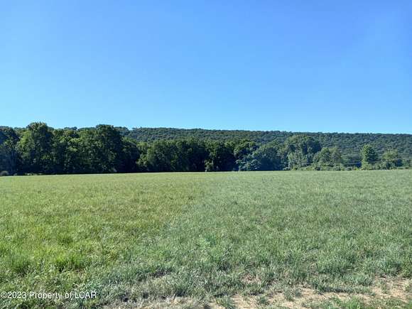 4 Acres of Residential Land for Sale in Sugarloaf Township, Pennsylvania