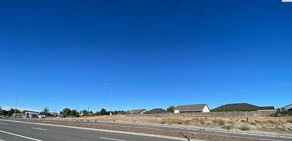 0.5 Acres of Commercial Land for Sale in Richland, Washington