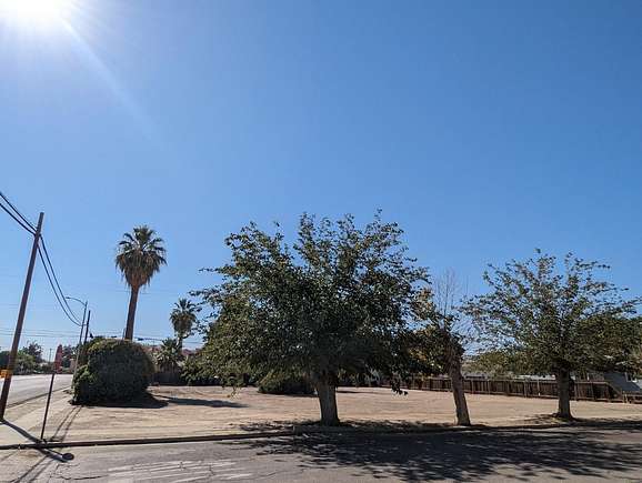 0.43 Acres of Residential Land for Sale in Coalinga, California