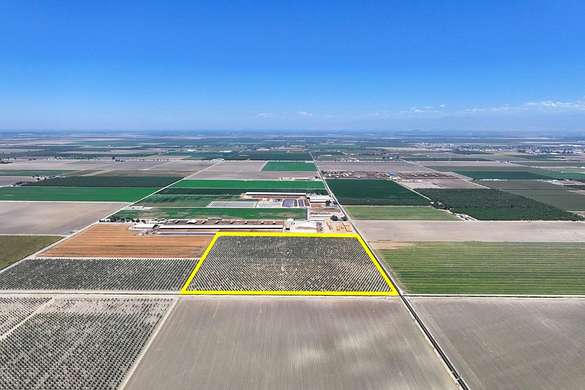 38.8 Acres of Agricultural Land for Sale in Visalia, California