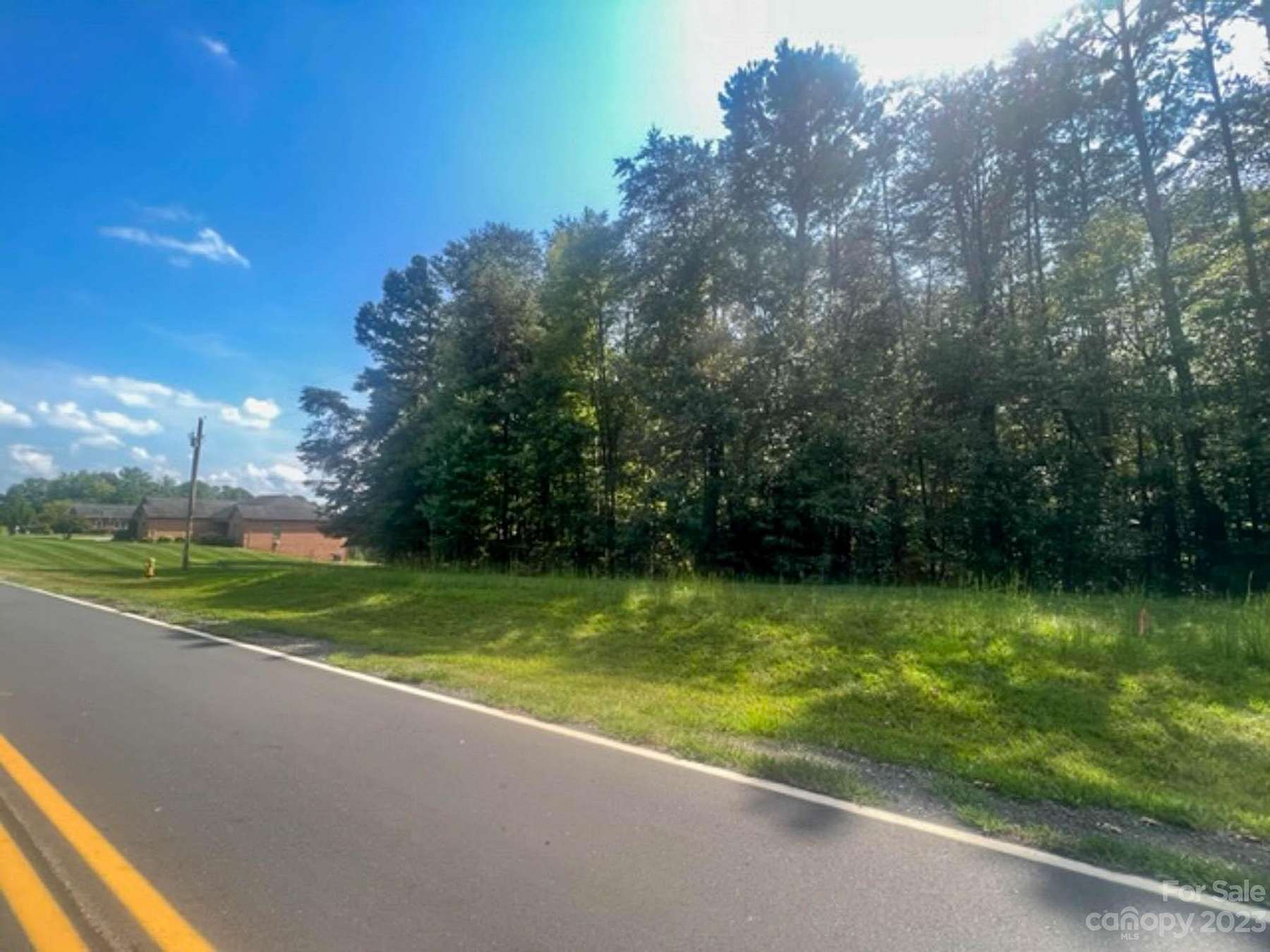 0.94 Acres of Residential Land for Sale in Taylorsville, North Carolina