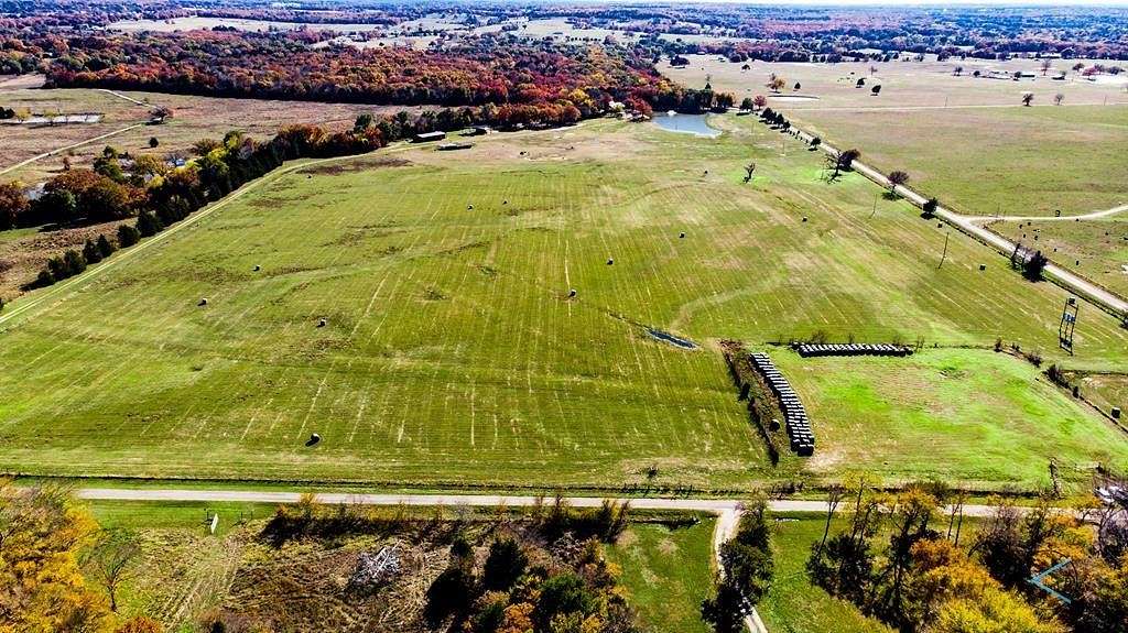 142 Acres of Land for Sale in Athens, Texas
