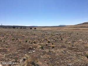 7.5 Acres of Agricultural Land for Sale in Seligman, Arizona