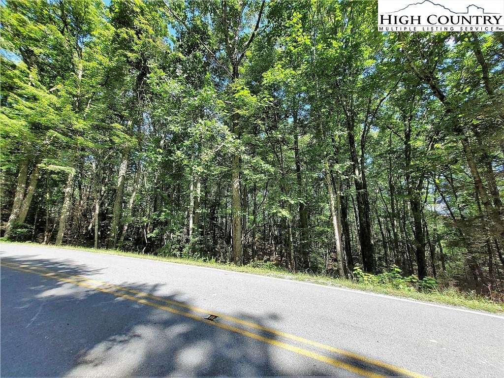 0.5 Acres of Land for Sale in Beech Mountain, North Carolina