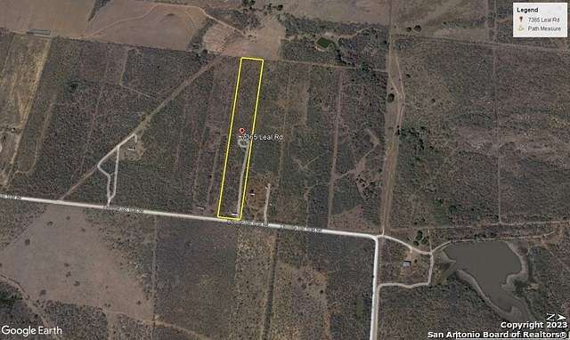10 Acres of Land for Sale in Pleasanton, Texas