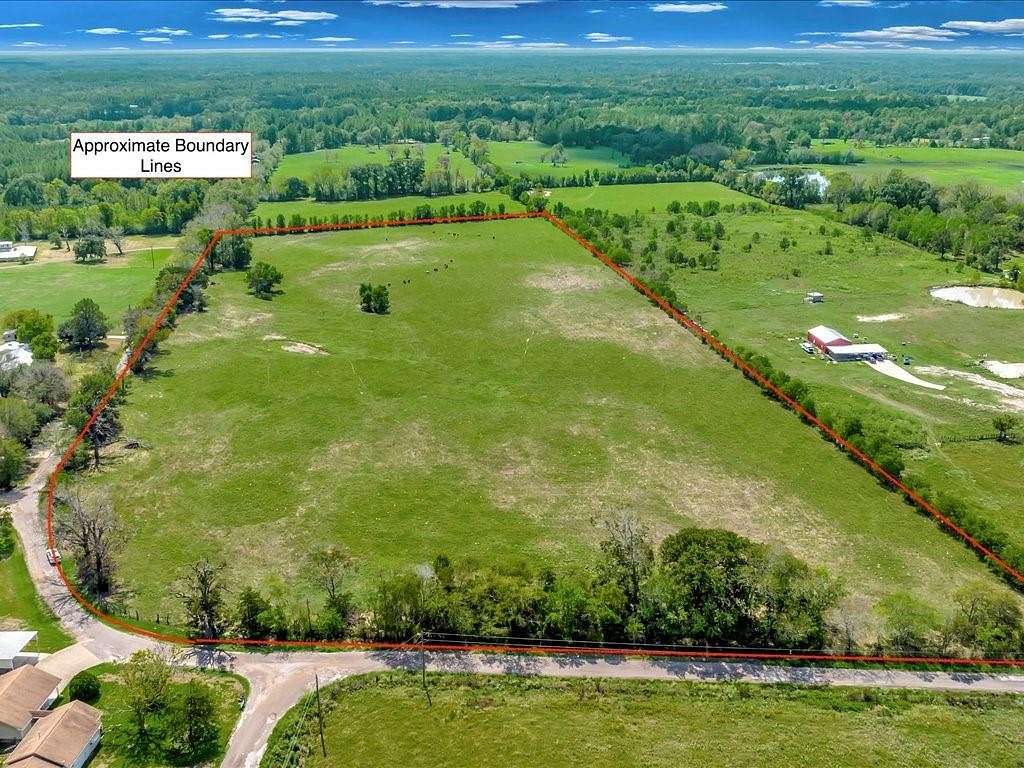 21.5 Acres of Land for Sale in Lufkin, Texas