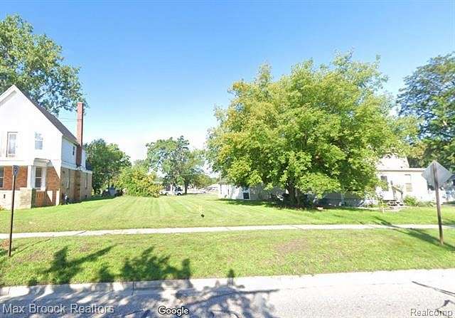 0.13 Acres of Residential Land for Sale in Port Huron, Michigan