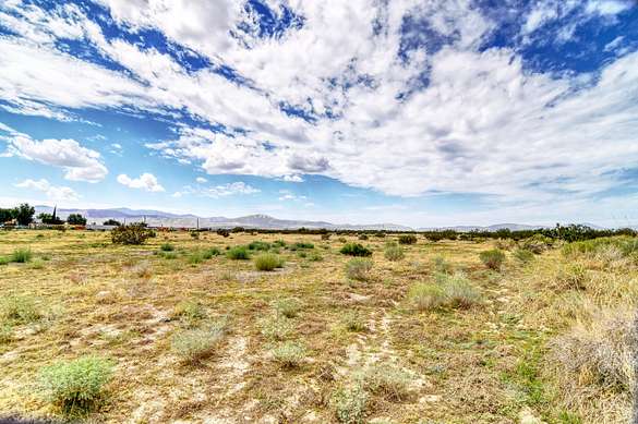 17.6 Acres of Land for Sale in Sun Village, California