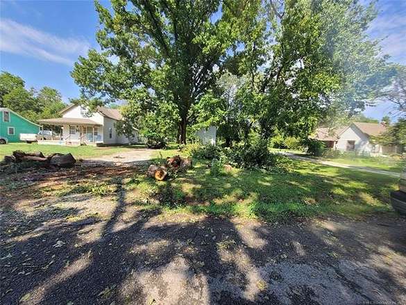 0.22 Acres of Residential Land for Sale in Vinita, Oklahoma