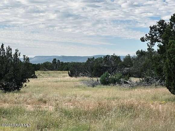 2.3 Acres of Mixed-Use Land for Sale in Seligman, Arizona