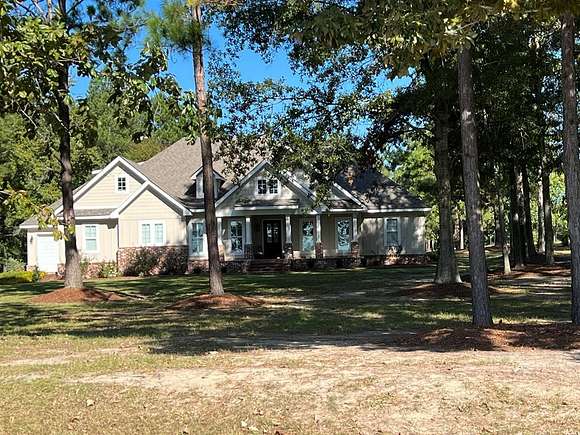 4.4 Acres of Residential Land with Home for Sale in Ailey, Georgia