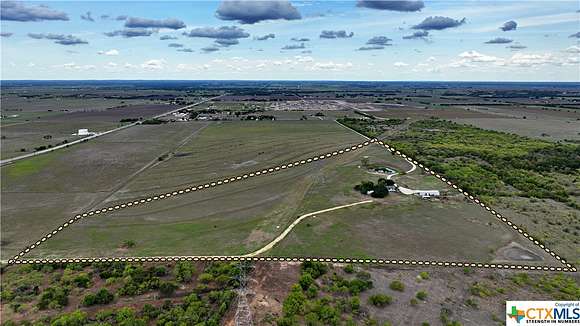 21.937 Acres of Recreational Land for Sale in Seguin, Texas