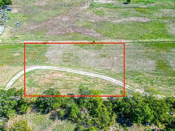 1 Acre of Residential Land for Sale in Kerens, Texas