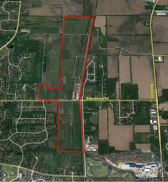 276 Acres of Agricultural Land for Sale in Prairie Grove, Illinois