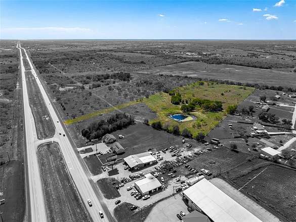 13 Acres of Improved Commercial Land for Sale in Kaufman, Texas
