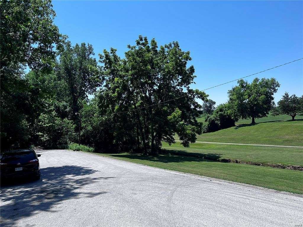 1.4 Acres of Residential Land for Sale in Hannibal, Missouri