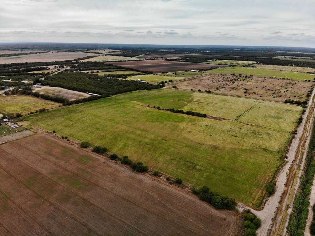 36.92 Acres of Agricultural Land for Sale in Quemado, Texas