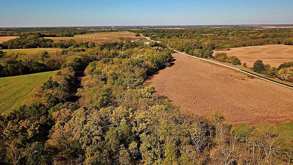 20 Acres of Recreational Land & Farm for Sale in Pattonsburg, Missouri