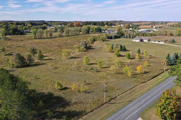 5 Acres of Residential Land for Sale in St. Cloud, Wisconsin