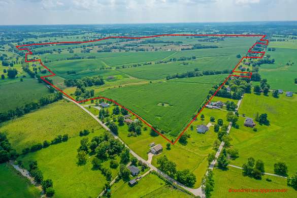 610 Acres of Agricultural Land for Sale in Winchester, Kentucky