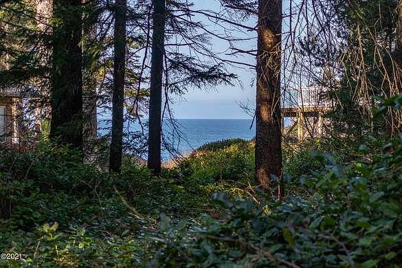 0.26 Acres of Residential Land for Sale in Depoe Bay, Oregon
