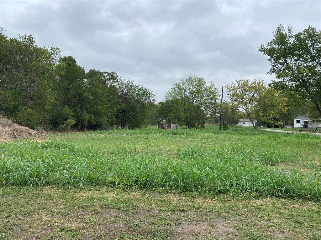 0.26 Acres of Land for Sale in Corsicana, Texas