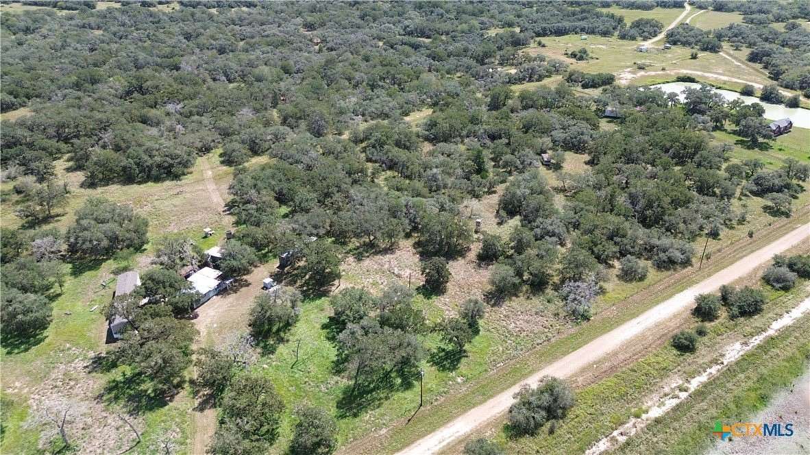 20.66 Acres of Recreational Land & Farm for Sale in Edna, Texas