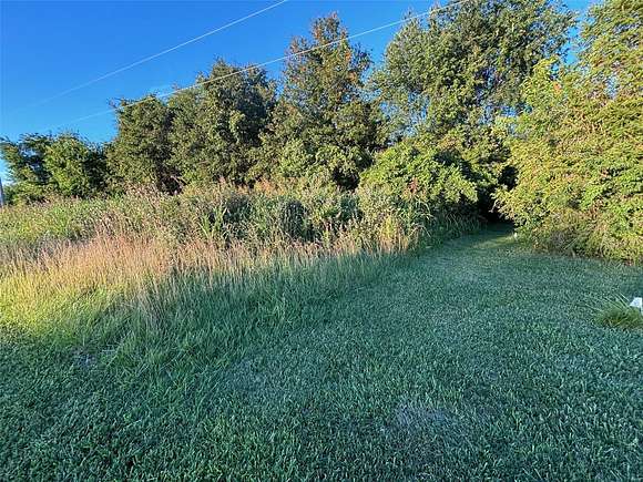 5.01 Acres of Land for Sale in Godfrey, Illinois
