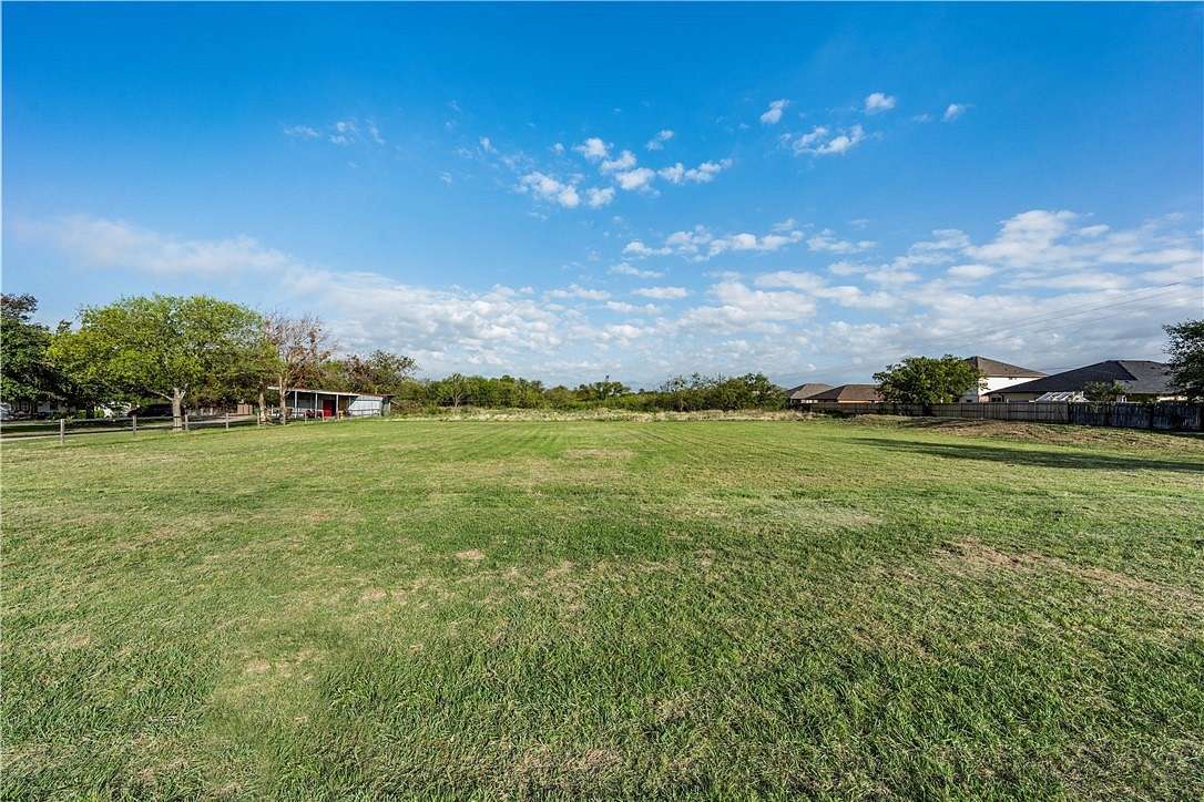 1.3 Acres of Residential Land for Sale in Waco, Texas