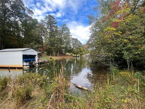 1.5 Acres of Residential Land for Sale in Tamassee, South Carolina