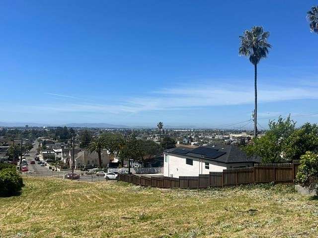 2.5 Acres of Residential Land for Sale in Oakland, California
