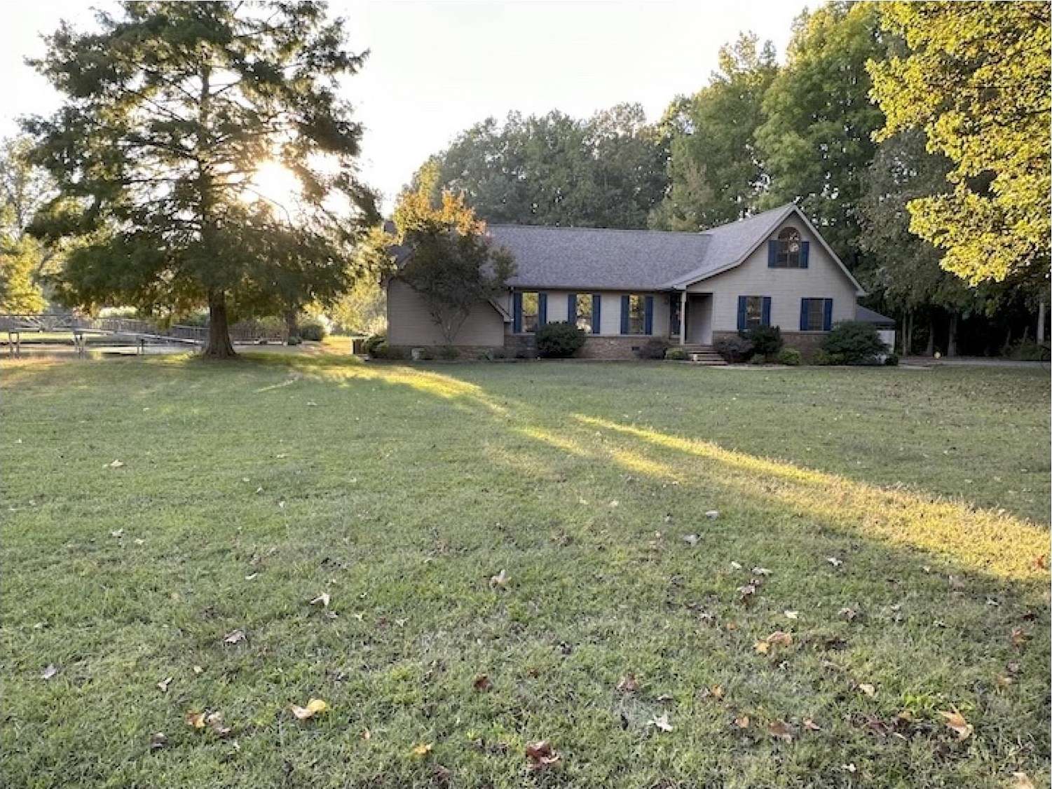 4.5 Acres of Residential Land with Home for Sale in Martin, Tennessee