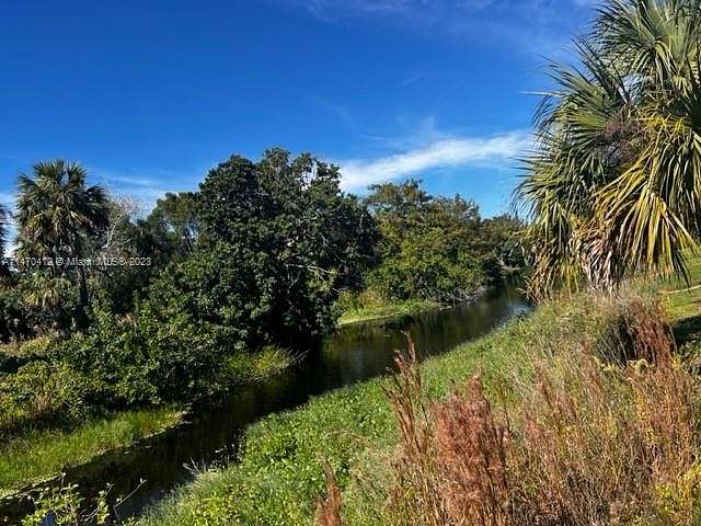 0.32 Acres of Residential Land for Sale in Moore Haven, Florida