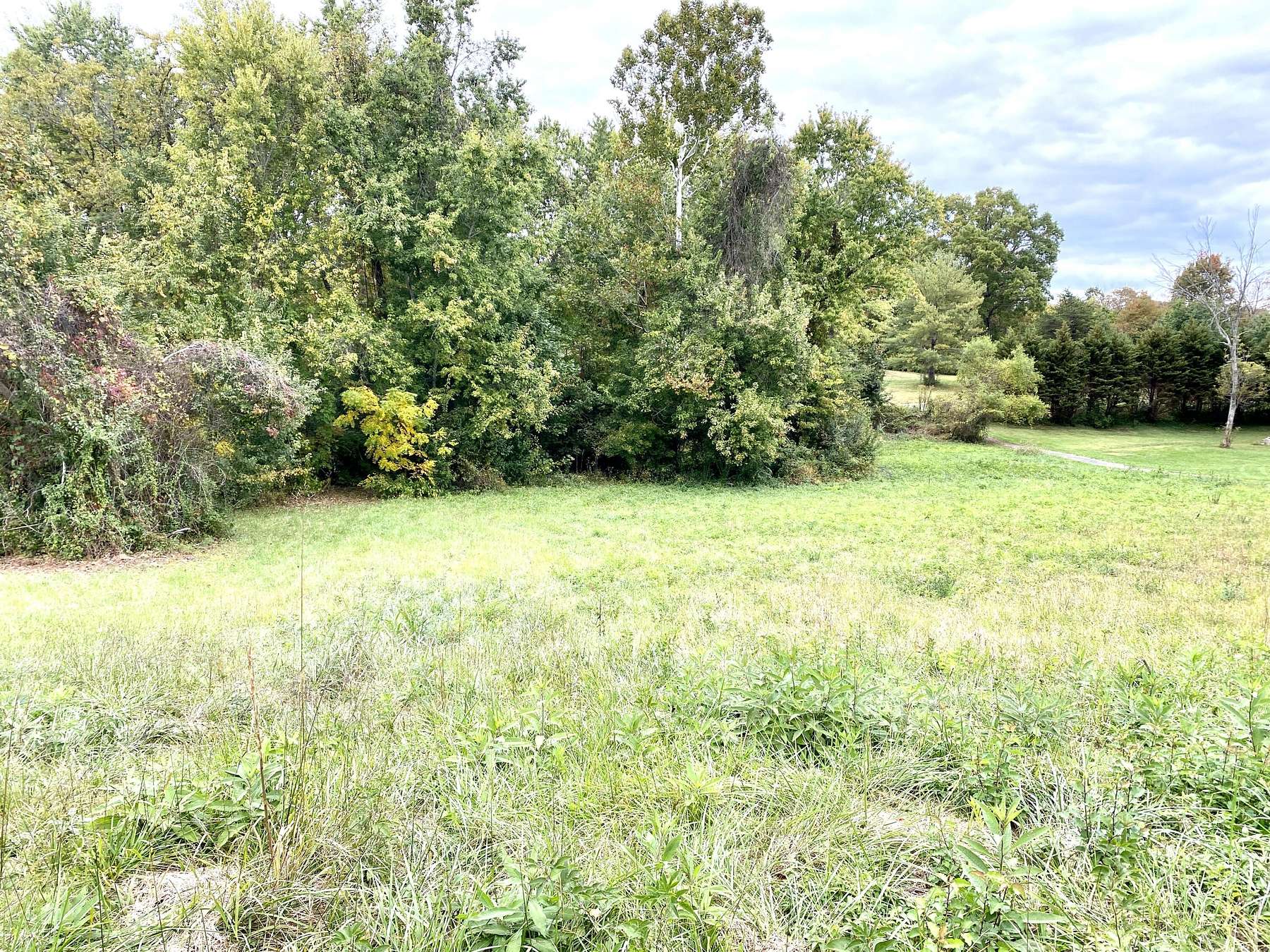 1.1 Acres of Residential Land for Sale in Somerset, Kentucky