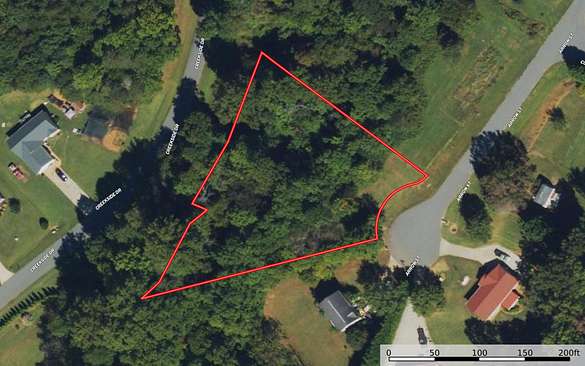 0.87 Acres of Residential Land for Auction in Lincolnton, North Carolina