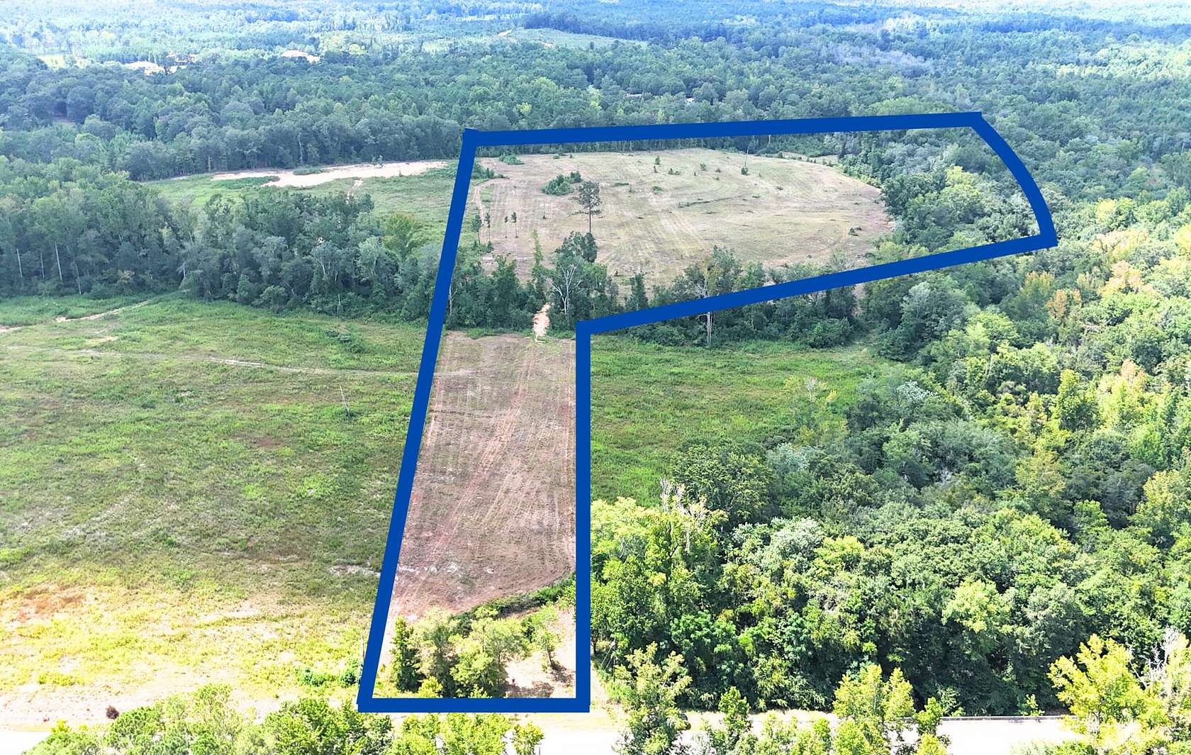 22 Acres of Recreational Land for Sale in Opelika, Alabama