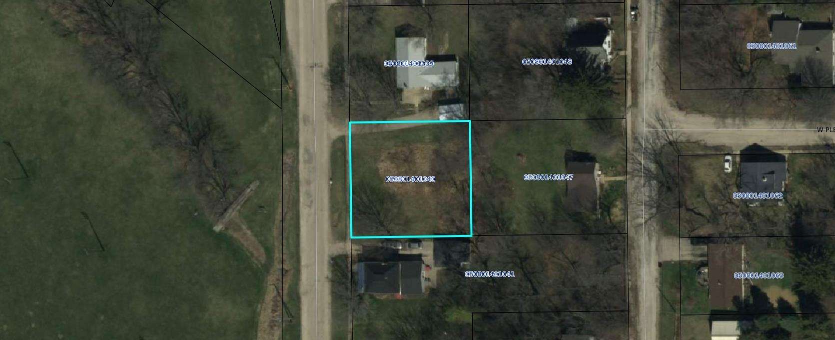 0.16 Acres of Land for Sale in Mount Carroll, Illinois
