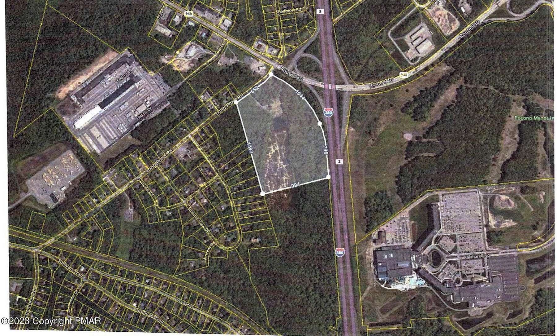 35.7 Acres of Commercial Land for Sale in Pocono Summit, Pennsylvania