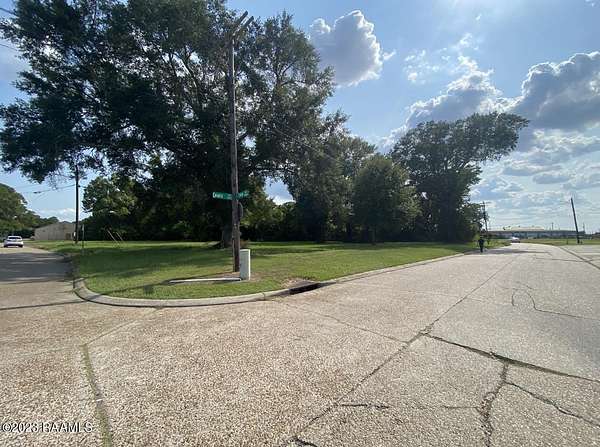 1.26 Acres of Commercial Land for Sale in Lafayette, Louisiana
