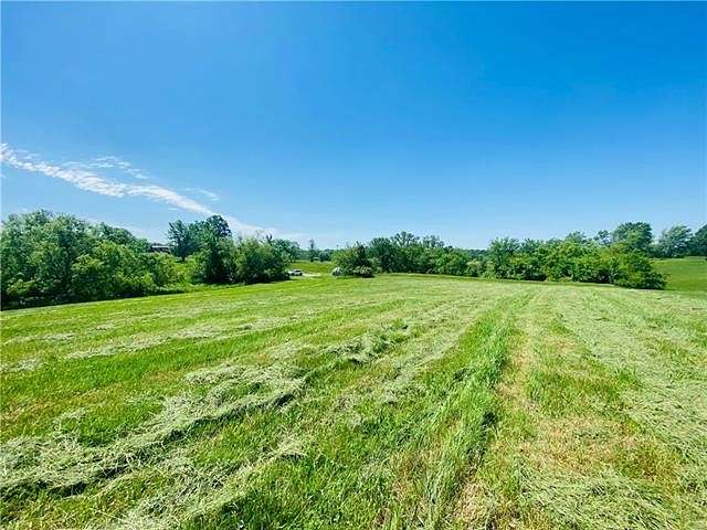 0.67 Acres of Residential Land for Sale in Gallatin, Missouri