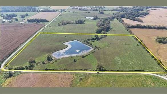 22 Acres of Recreational Land for Sale in Jameson, Missouri