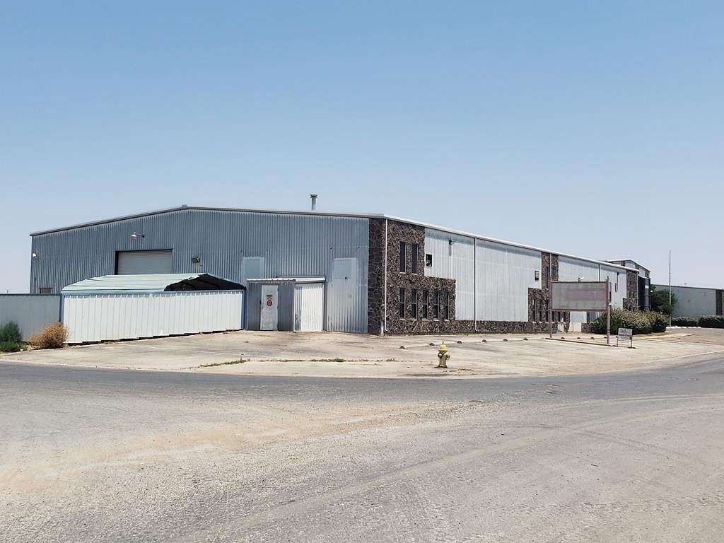 5.4 Acres of Improved Commercial Land for Sale in Midland, Texas