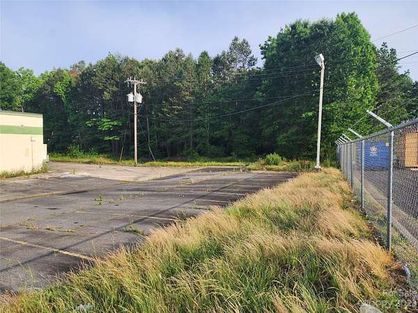 1.85 Acres of Mixed-Use Land for Sale in Albemarle, North Carolina