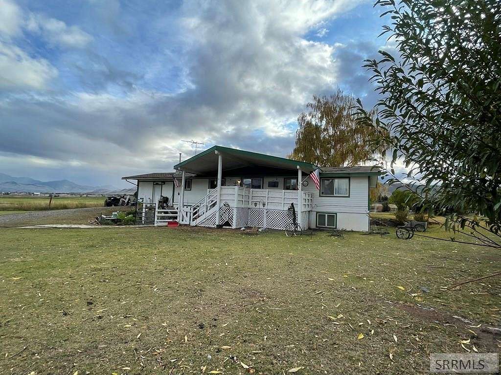 8.85 Acres of Residential Land with Home for Sale in Challis, Idaho