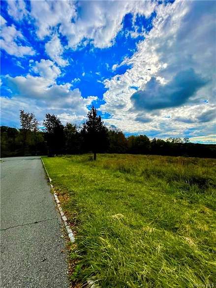6.3 Acres of Residential Land for Sale in Blooming Grove, New York