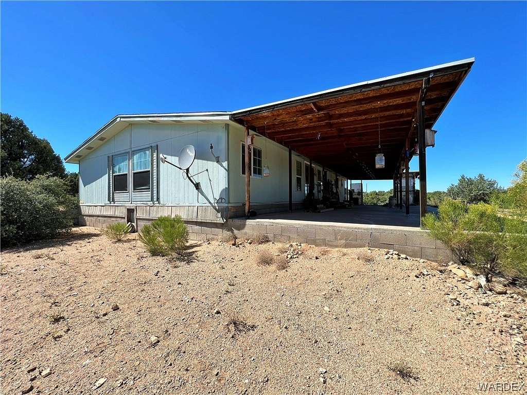 12.5 Acres of Land with Home for Sale in Kingman, Arizona