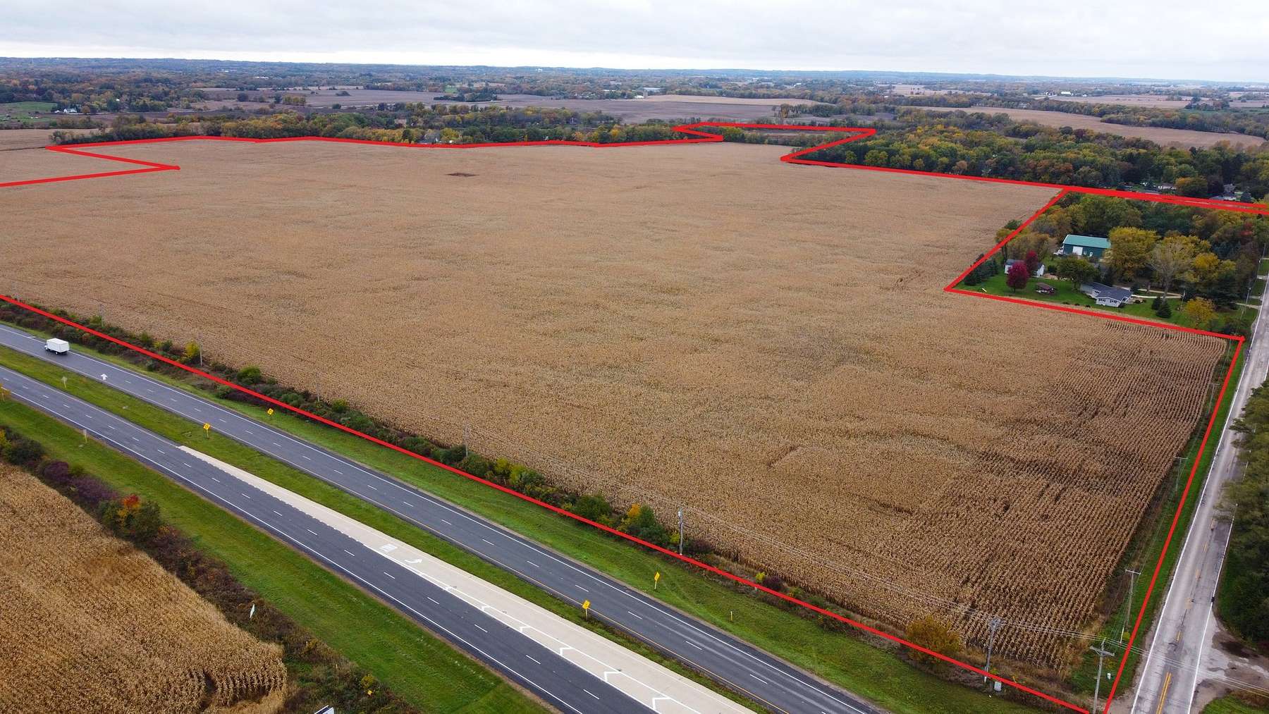 173 Acres of Agricultural Land for Sale in Woodstock, Illinois